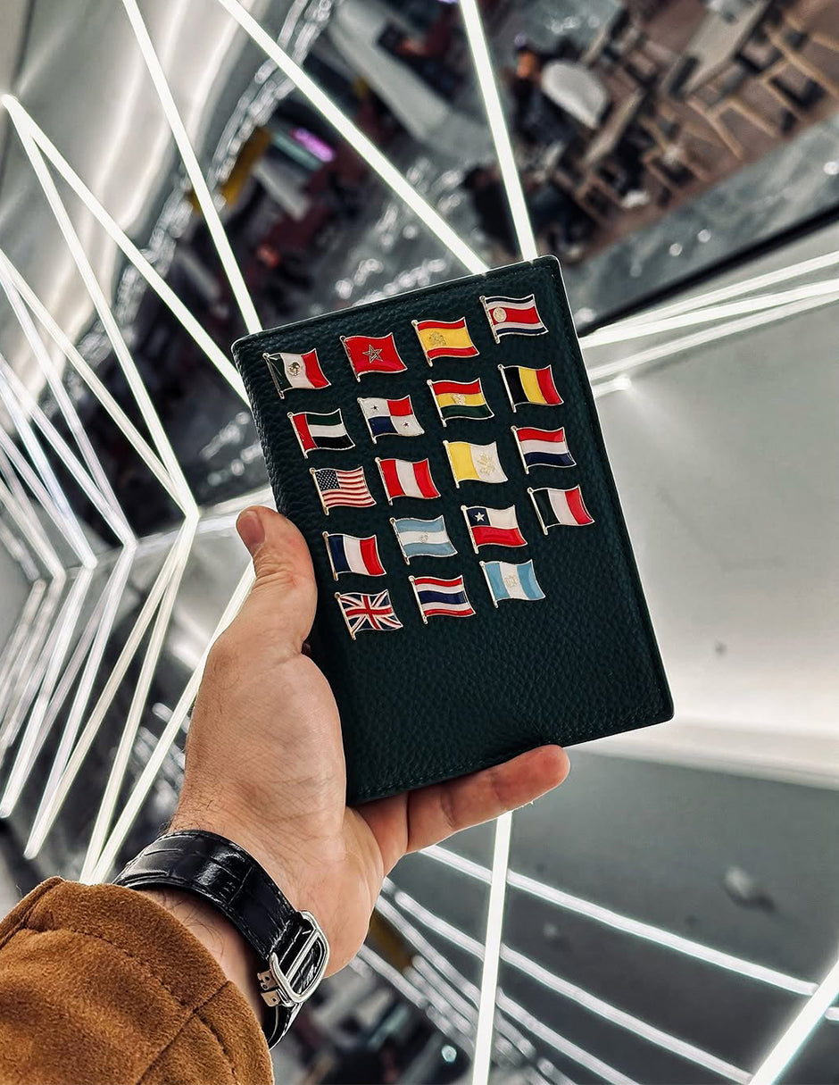 Portapasaporte Negro
